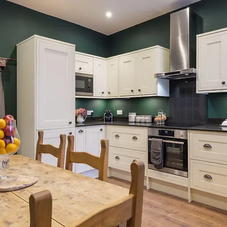 Skyfell House Casa de Férias *